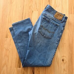 American Eagle Outfitters men's slim straight jeans size 32